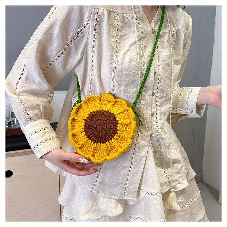 Handcrafted Three-dimensional Flower Shoulder Bag (Parent-Child Bag)